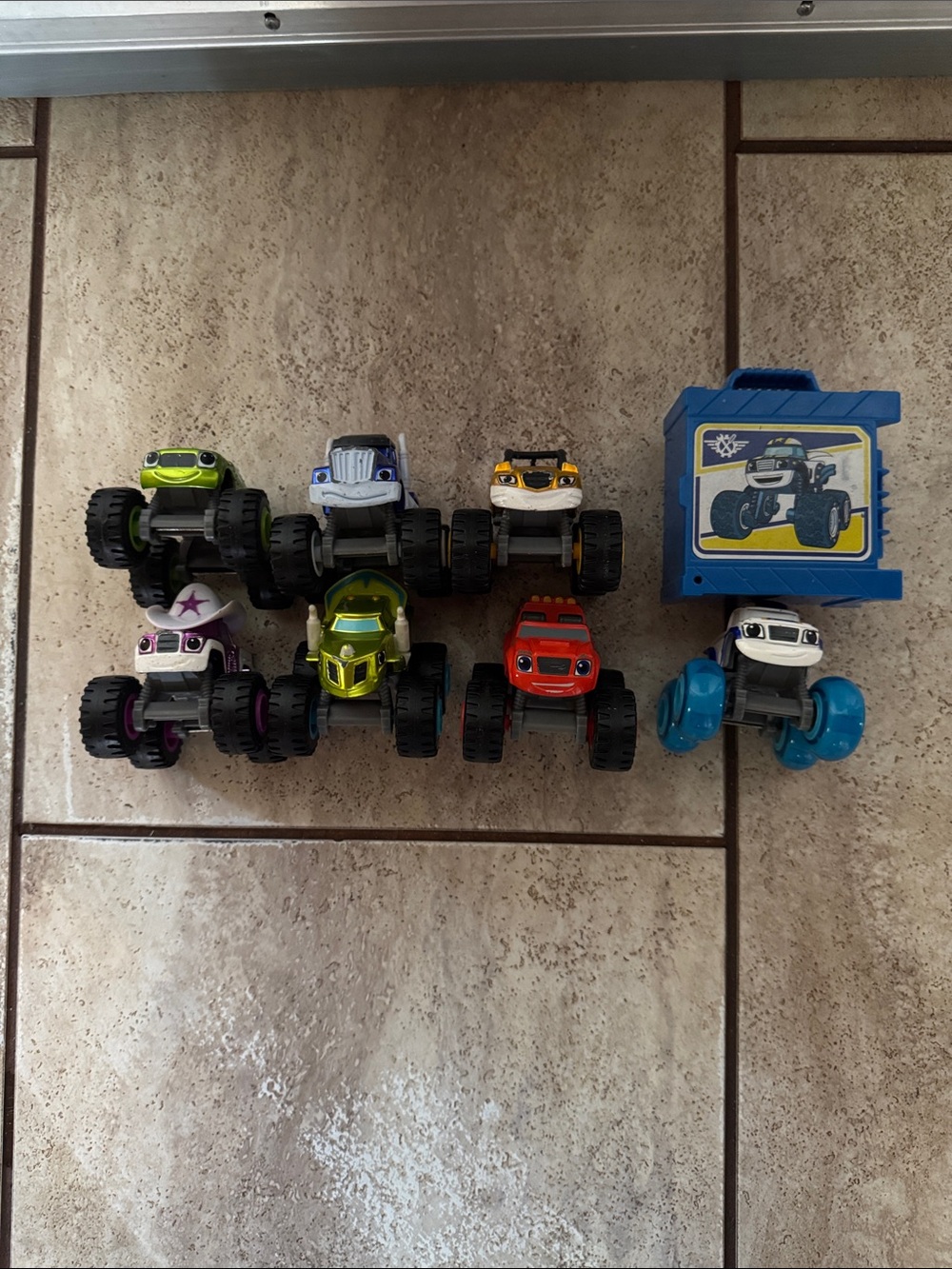 Blaze and the Monster Machines Character Monster Truck Set
